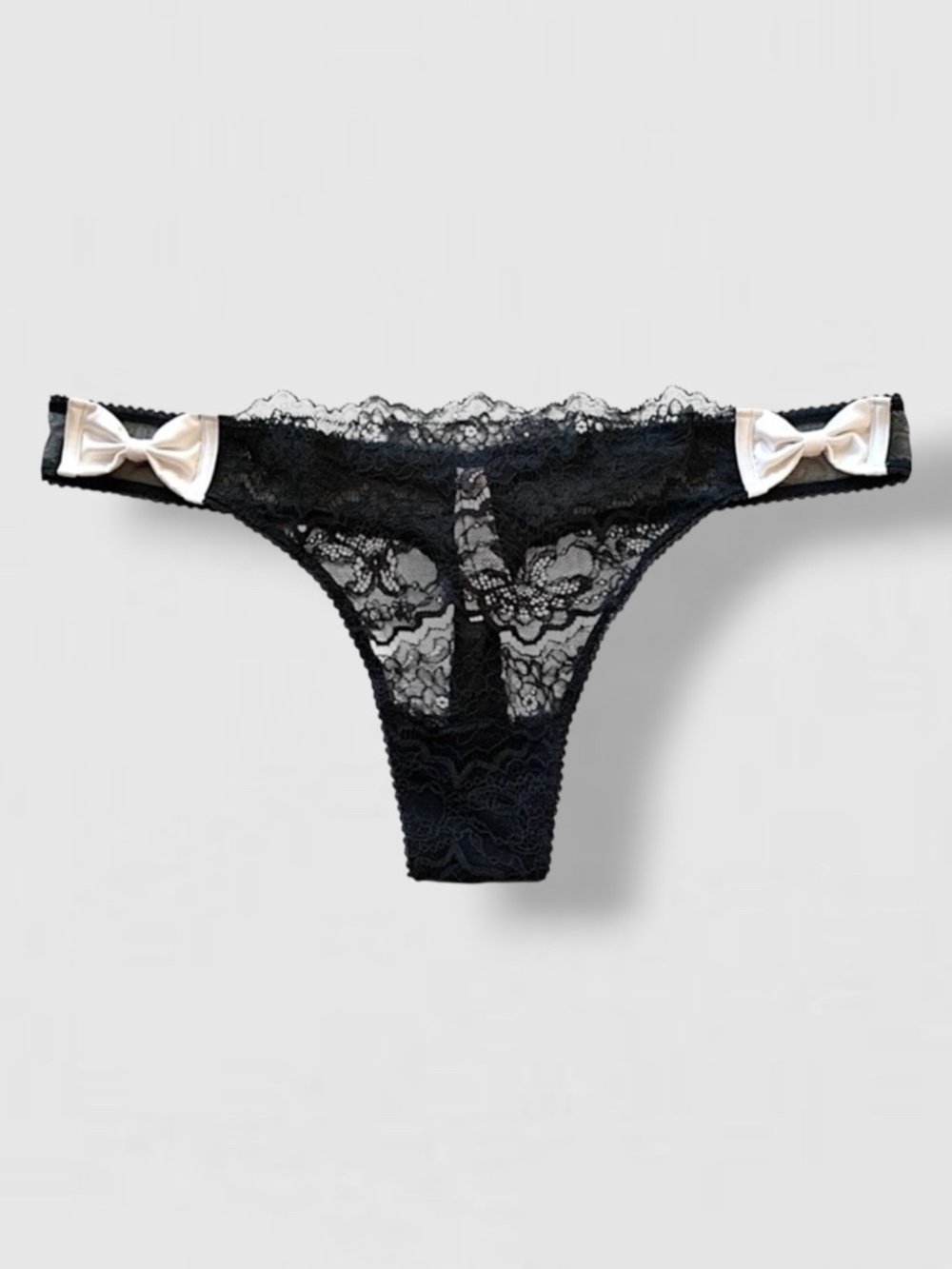 Victoria’s Secret Thong Panties Large New